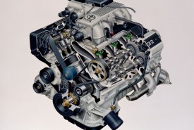 Silnik 1UZ-FE 1989 Pierwszy w świecie wentylator z napędem hydraulicznym